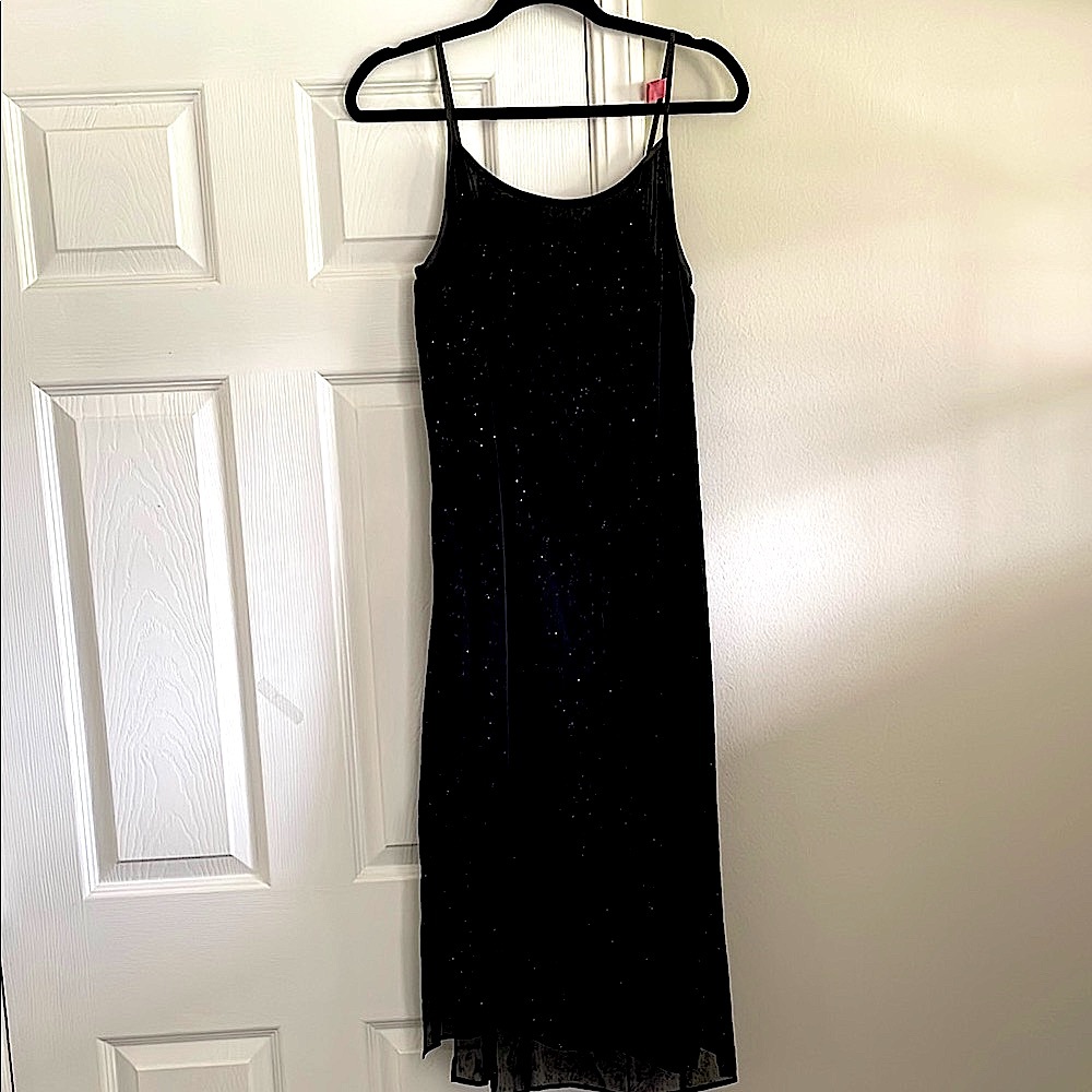 Classiques Entier Black Sleeveless Slip Midi Dress